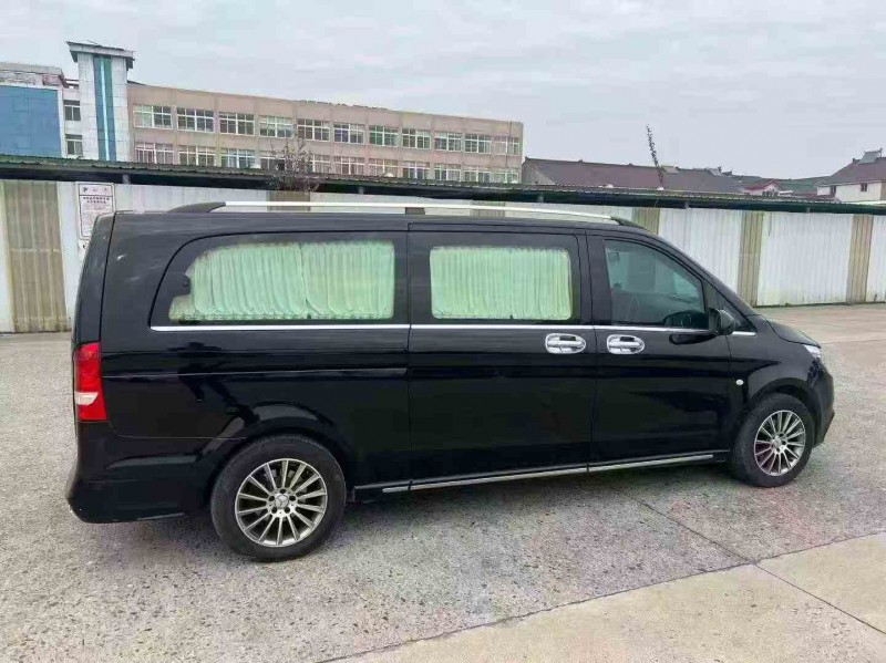 常州20年奔驰威霆7