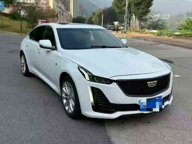 三明23年凯迪拉克CT52