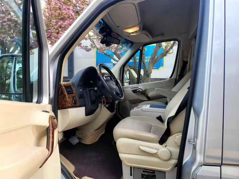 枣庄17年奔驰斯宾特4