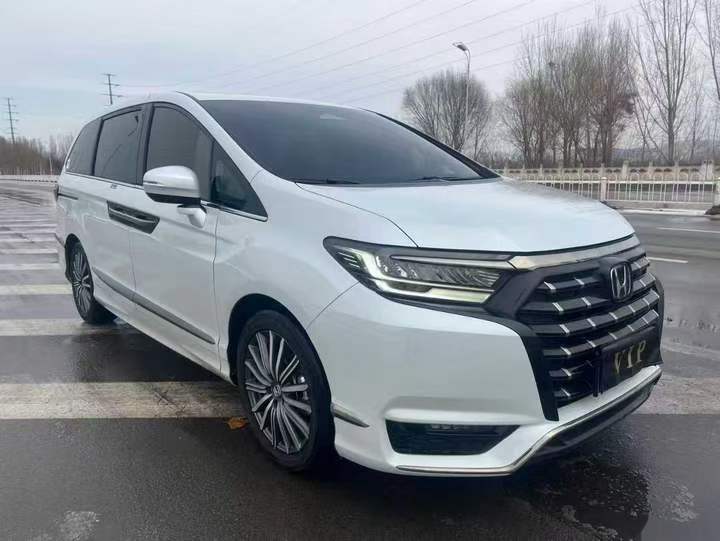 潍坊25年本田艾力绅8