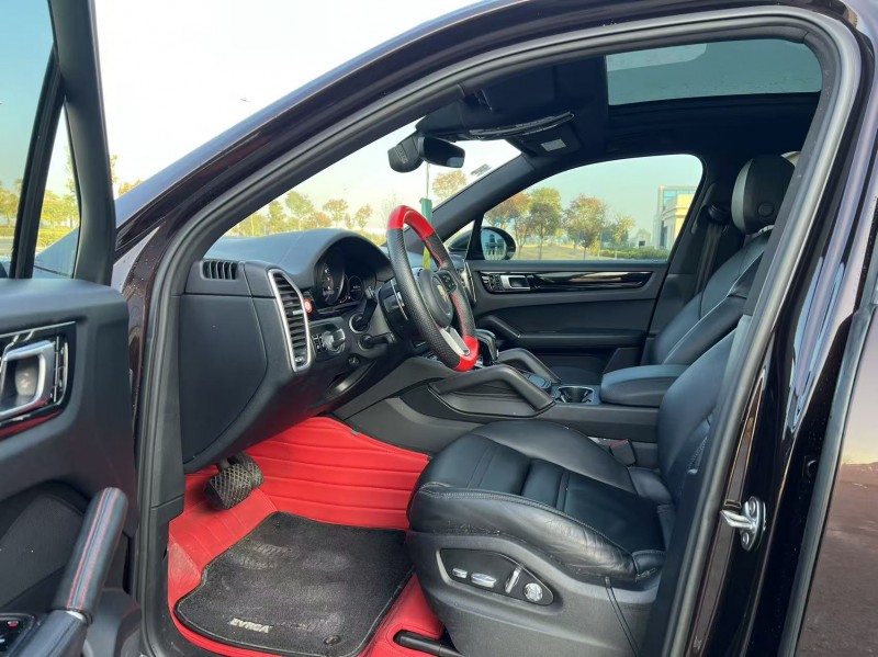 盐城18年保时捷卡宴7