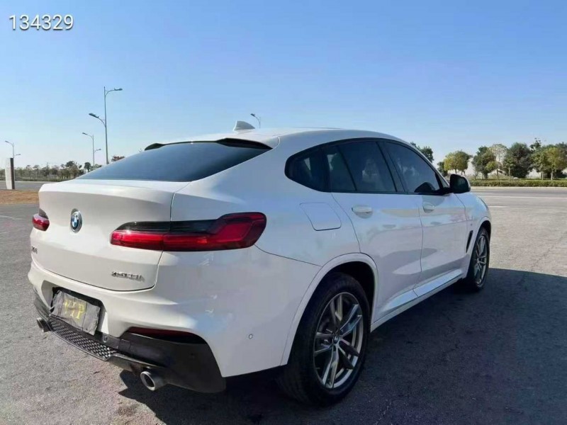 盐城21年宝马X48