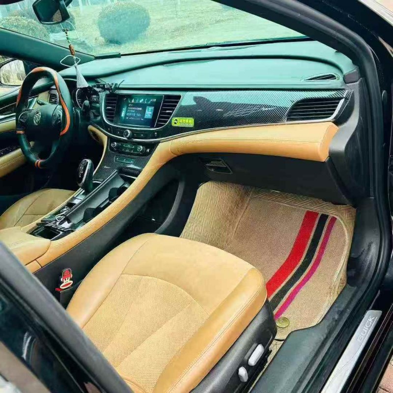 济宁19年别克君越7