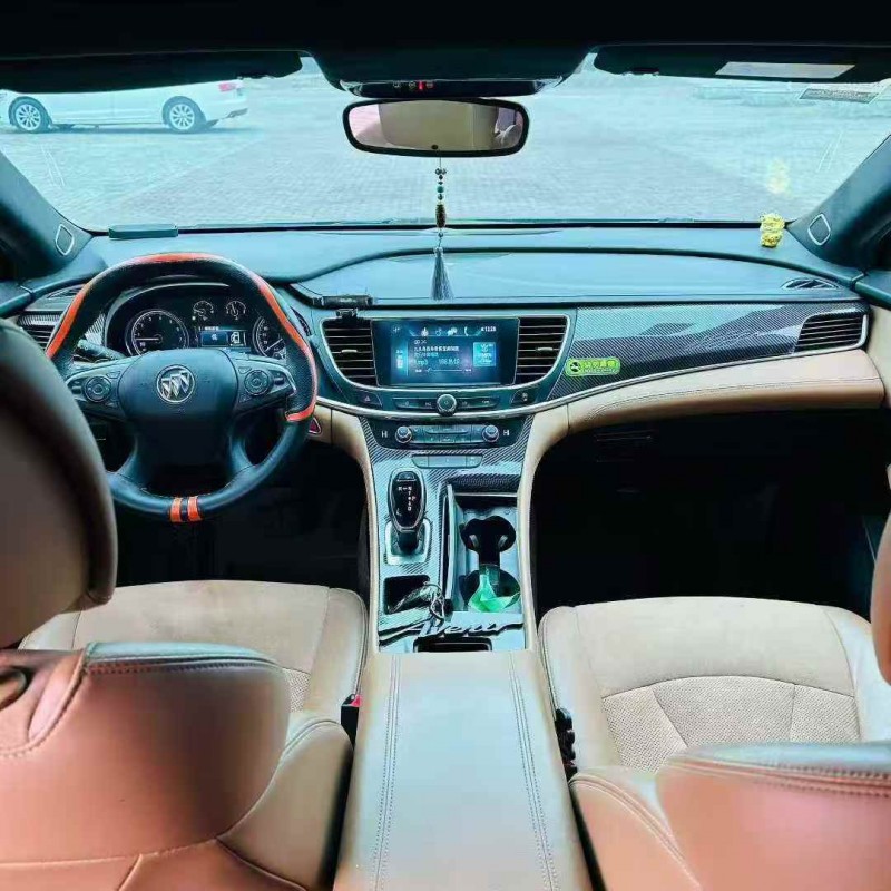 济宁19年别克君越8