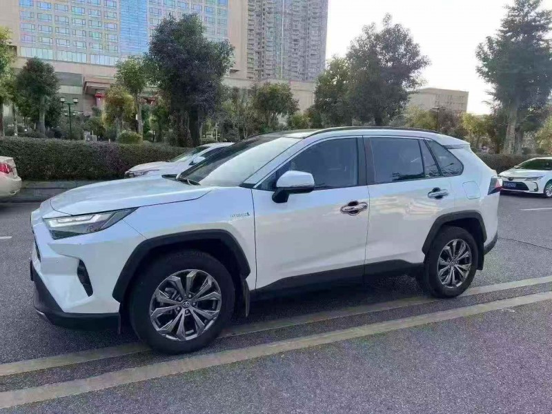 厦门24年丰田RAV4荣放2