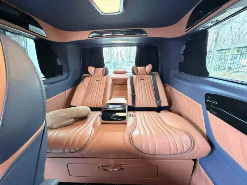 廊坊24年奔驰威霆7