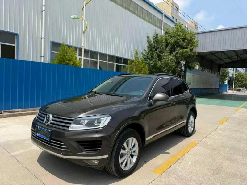 鹤壁17年大众途锐2