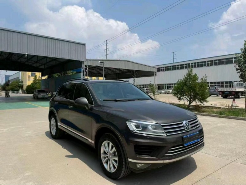 鹤壁17年大众途锐3