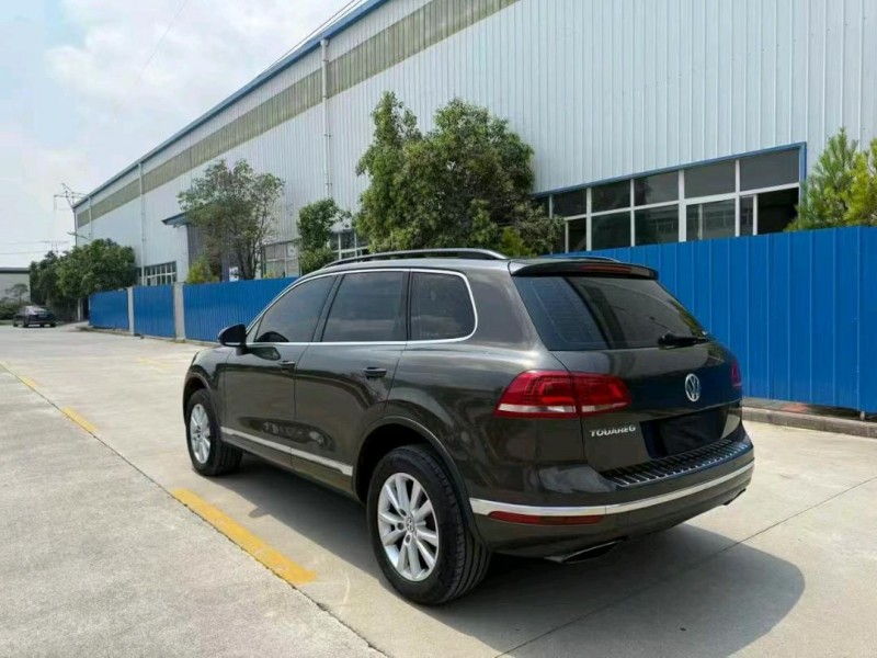 鹤壁17年大众途锐9