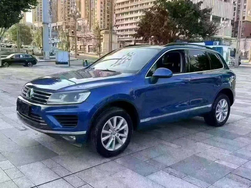 重庆16年大众途锐2