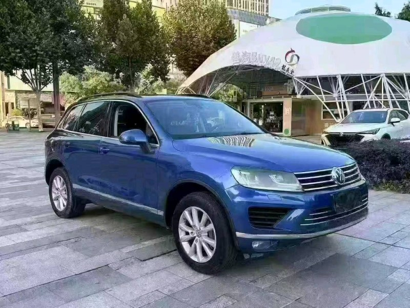 重庆16年大众途锐3