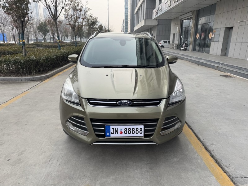 济宁17年福特翼虎1