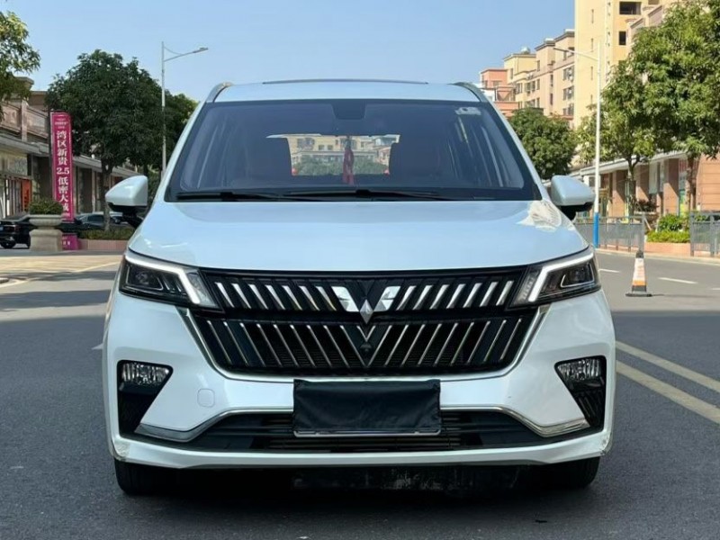 东莞23年五菱汽车佳辰1