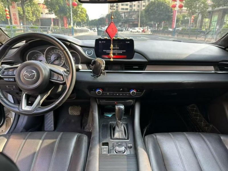 东莞20年马自达阿特兹4