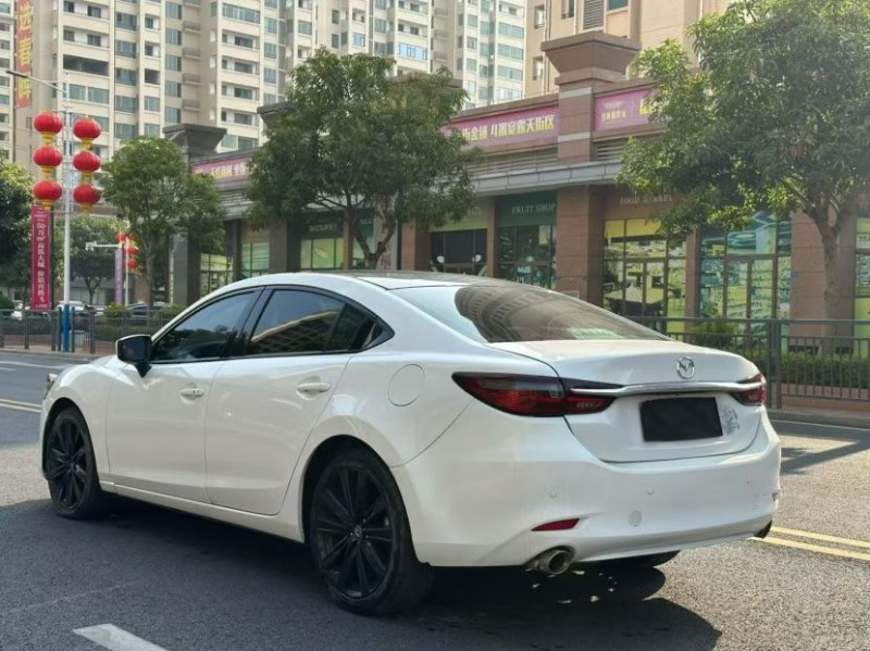 东莞20年马自达阿特兹8