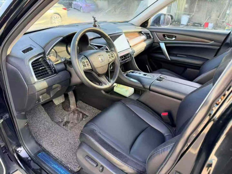 汕头19年本田冠道3