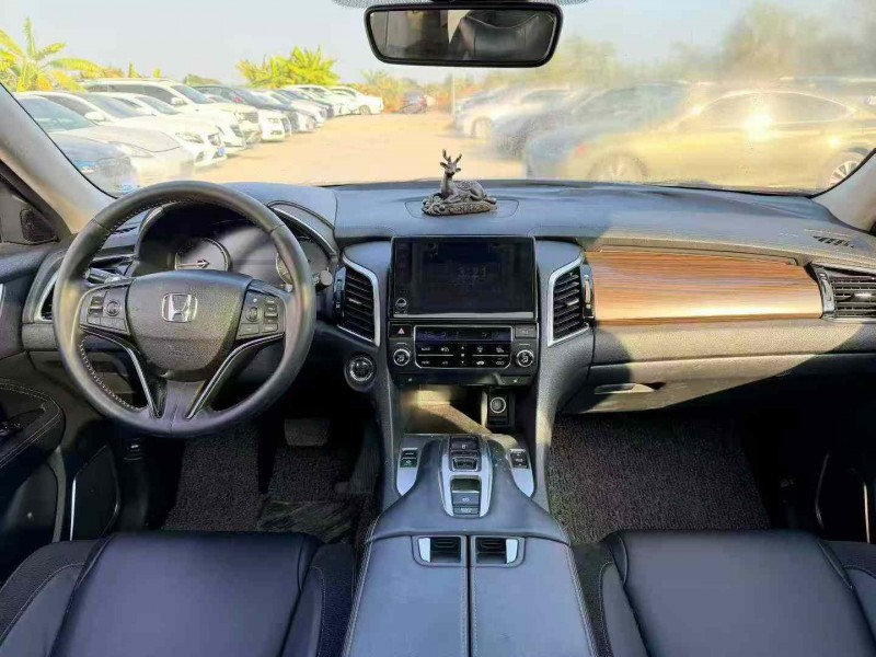 汕头19年本田冠道4