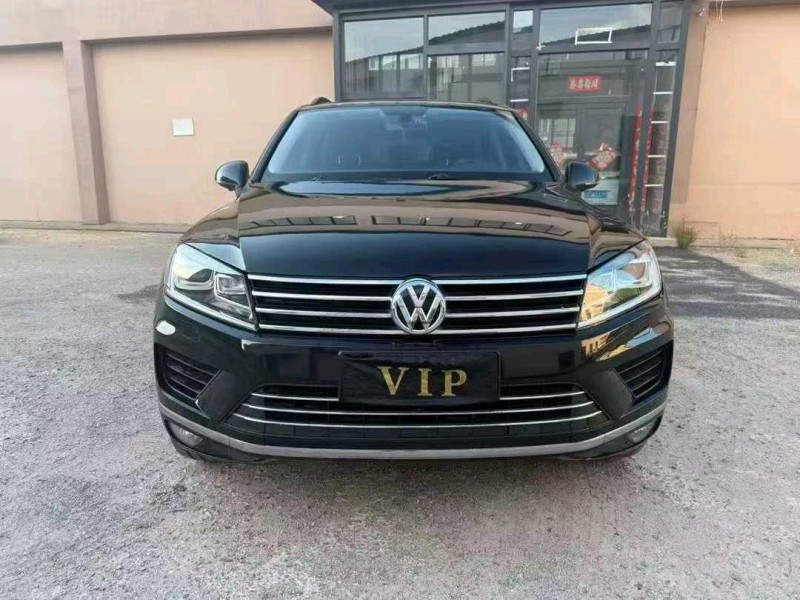 沈阳16年大众途锐1