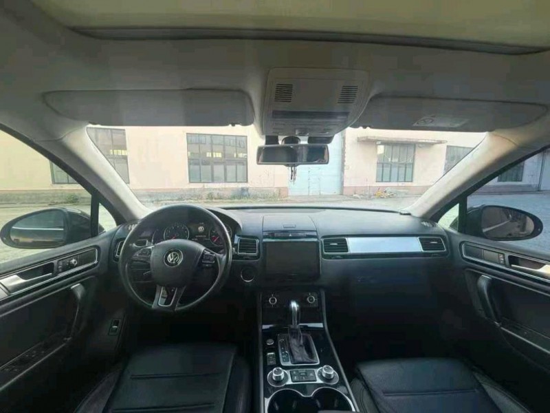 沈阳16年大众途锐9