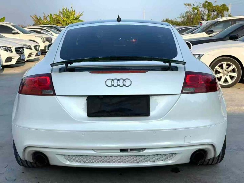 汕头14年奥迪TT8