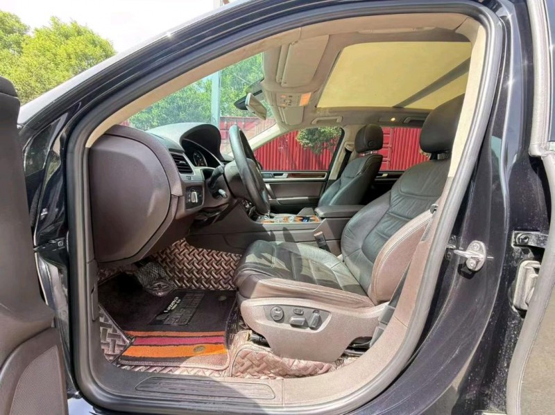 西安14年大众途锐6