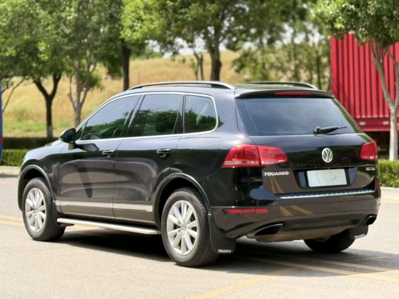 西安14年大众途锐8