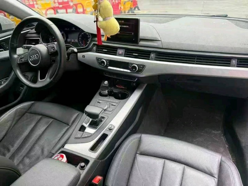 重庆20年奥迪A57