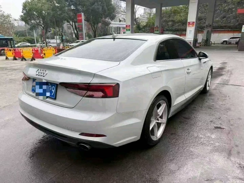 重庆20年奥迪A58