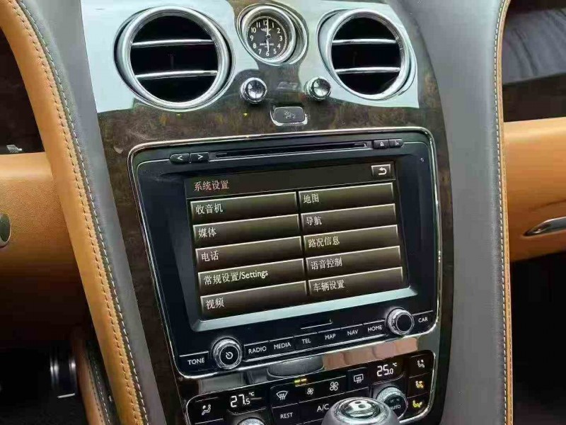 南平15年宾利飞驰6