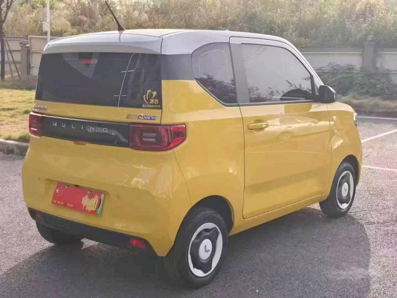 广州23年五菱汽车宏光8