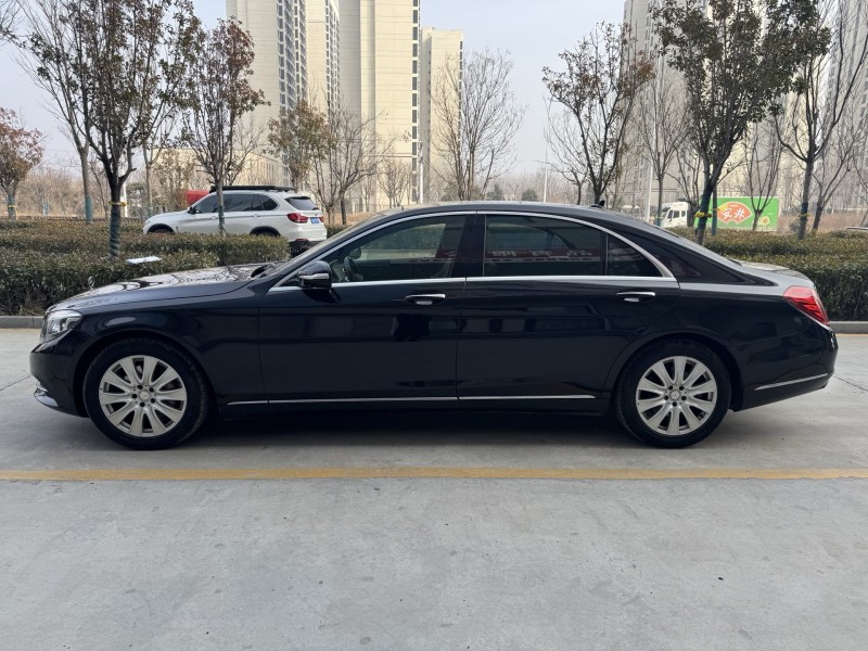 济宁16年奔驰S8