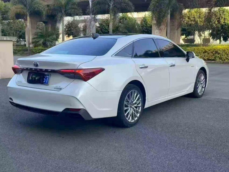 南平22年丰田亚洲龙8