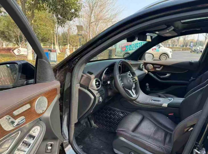 连云港21年奔驰GLC6