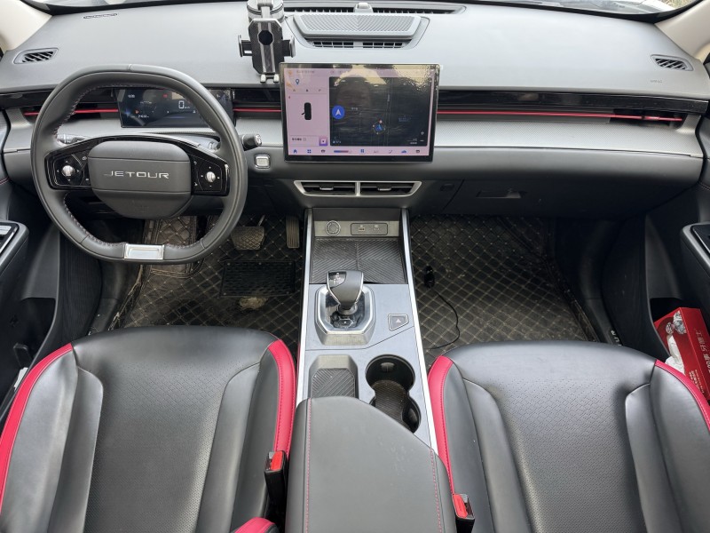 济宁24年奇瑞捷途6