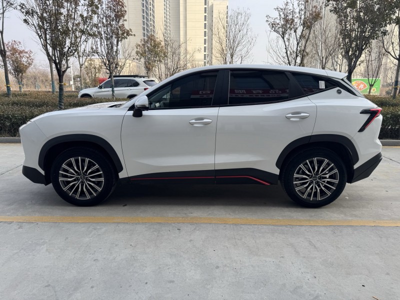 济宁24年奇瑞捷途8