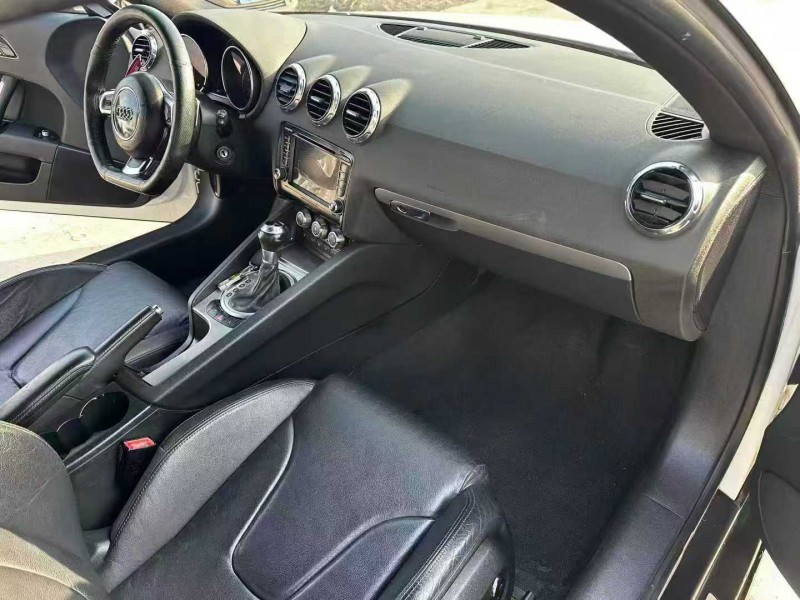 徐州13年奥迪TT7