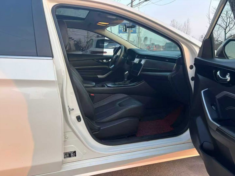 徐州22年启辰D607