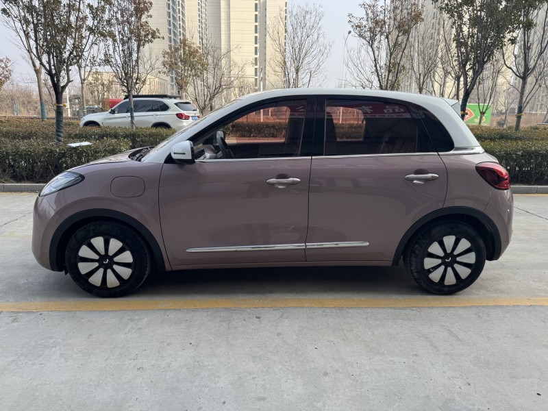 济宁24年五菱汽车缤果8