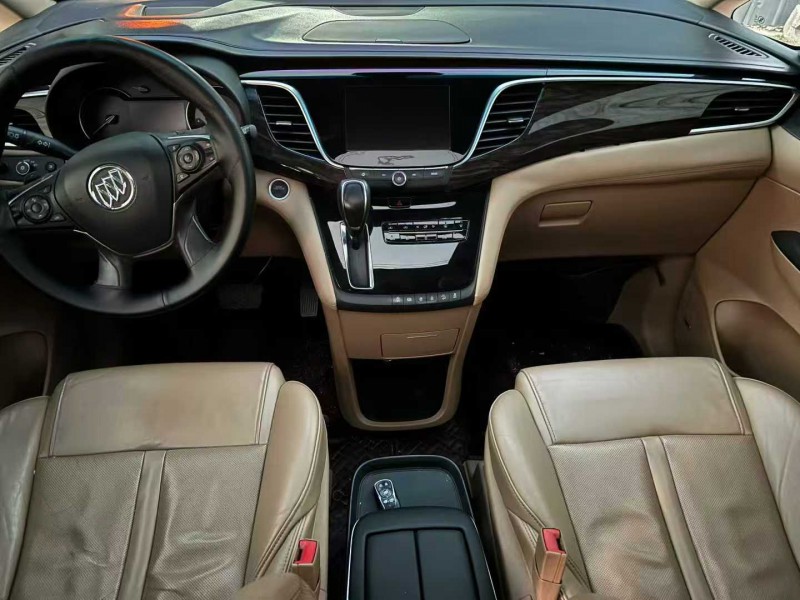 徐州17年别克GL87