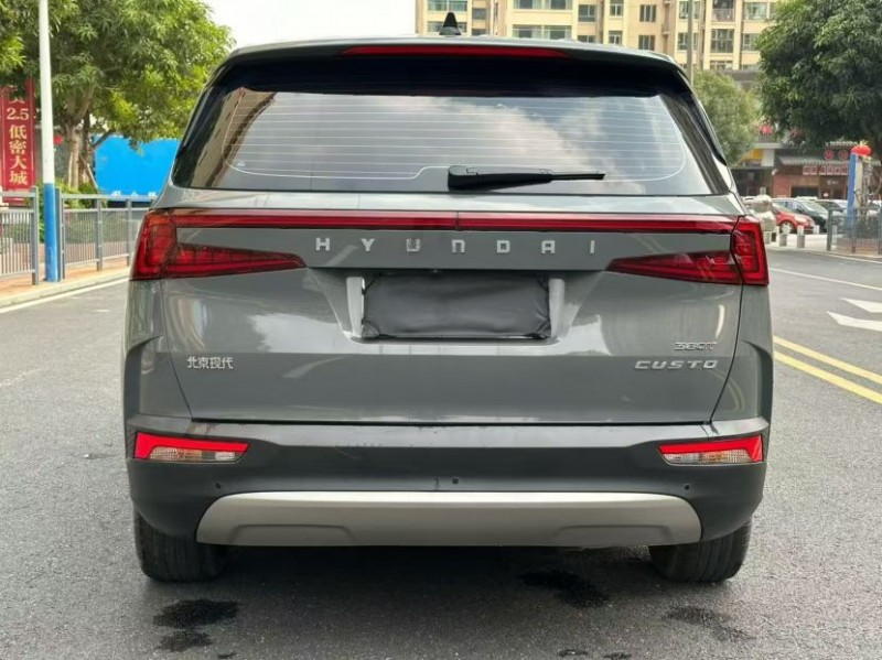 东莞23年现代库斯图9