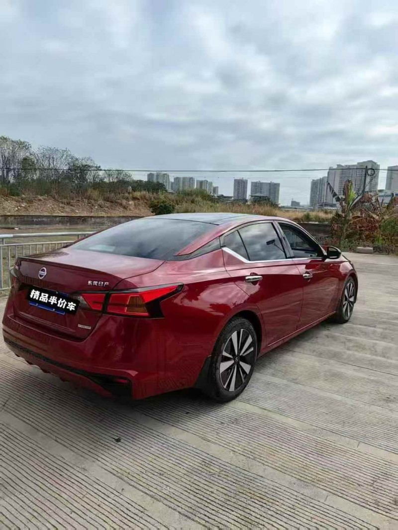 广州21年日产天籁7