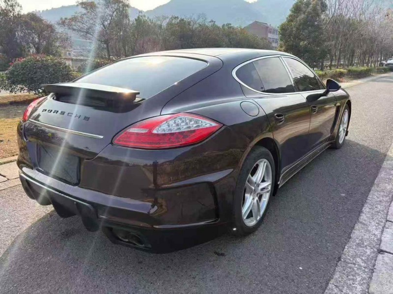 嘉兴13年保时捷帕拉梅拉7