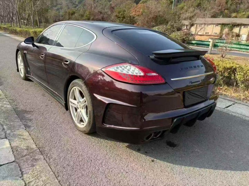 嘉兴13年保时捷帕拉梅拉8