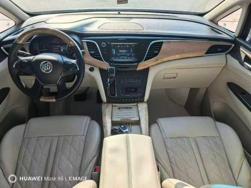 保定20年别克GL85