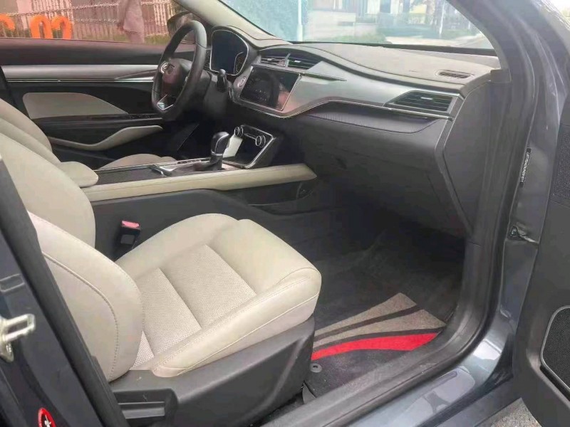 广州18年吉利缤瑞6