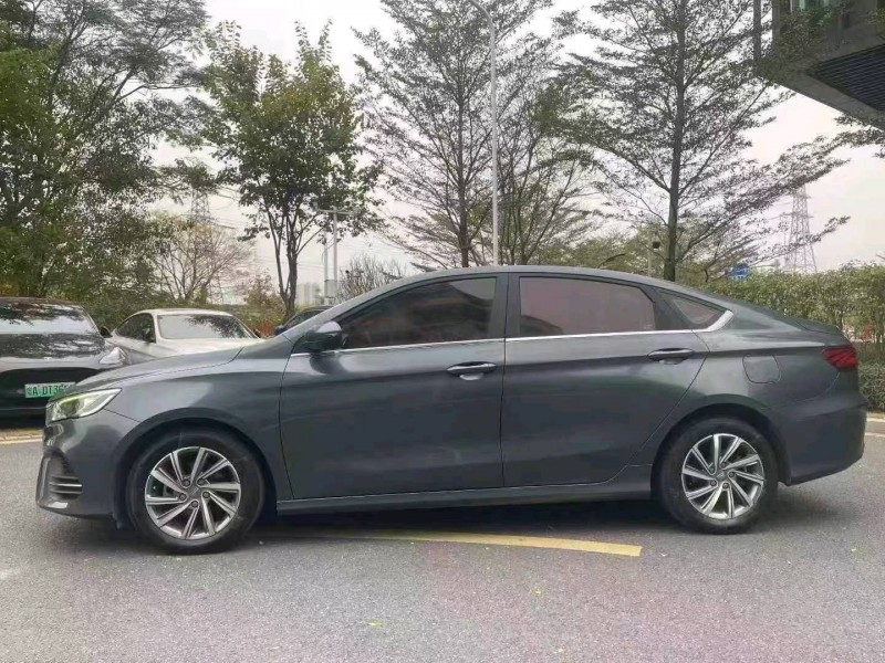 广州18年吉利缤瑞8