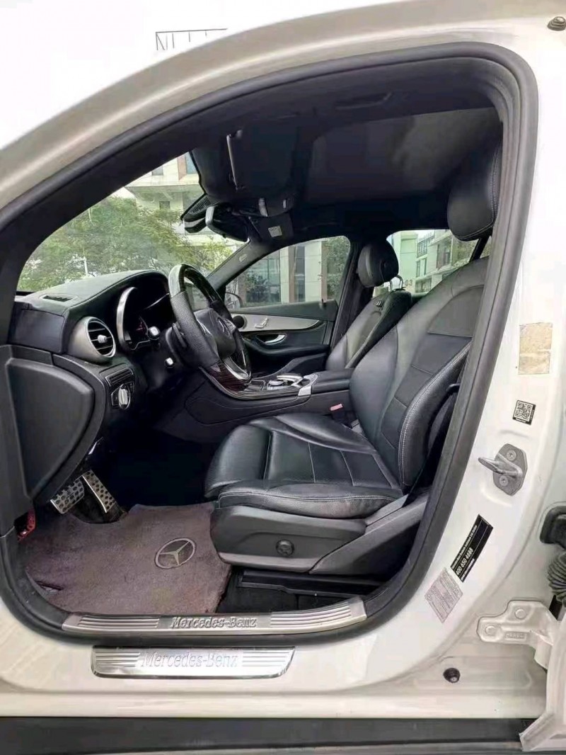 广州17年奔驰GLC5