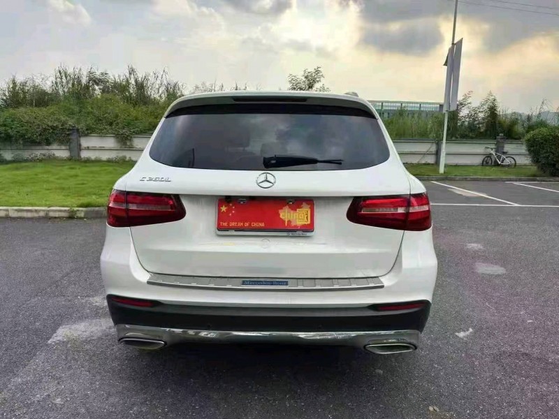 广州17年奔驰GLC7