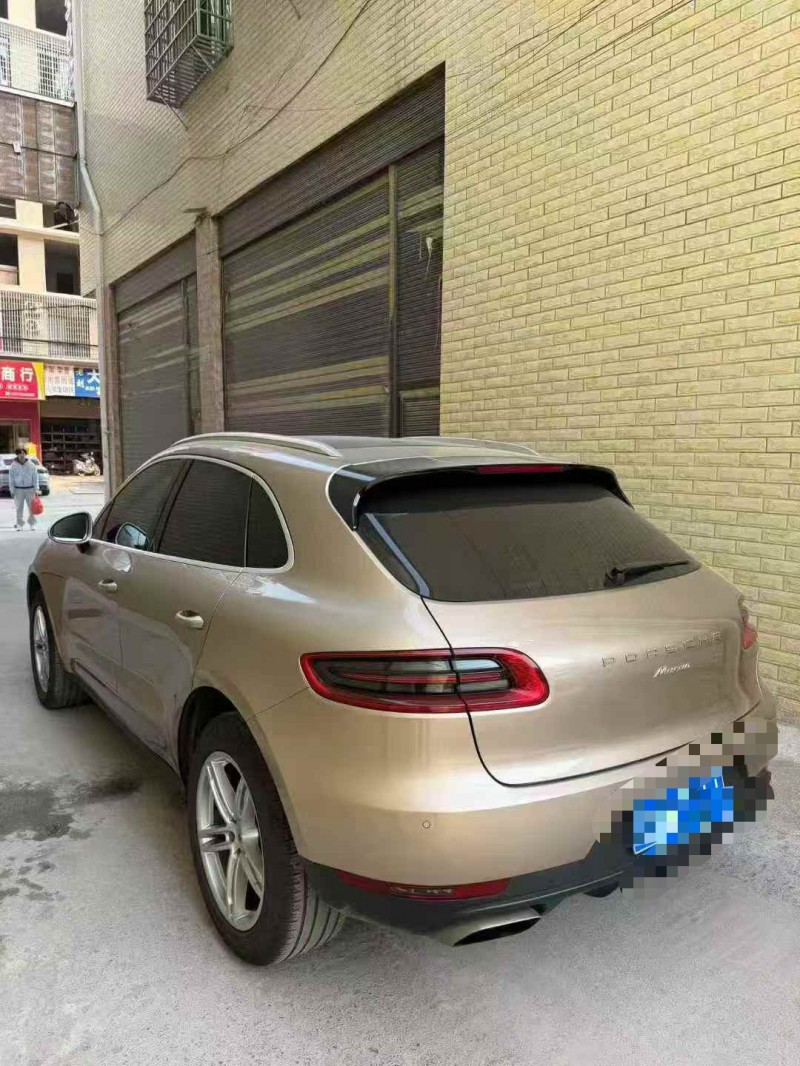 衡阳15年保时捷Macan6