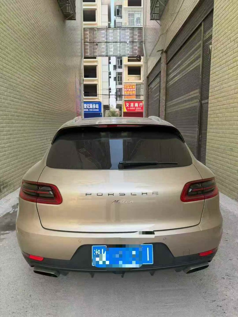 衡阳15年保时捷Macan8